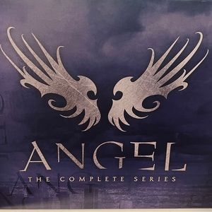 Angel The Complete Series 30-Disc Collector’s Edition